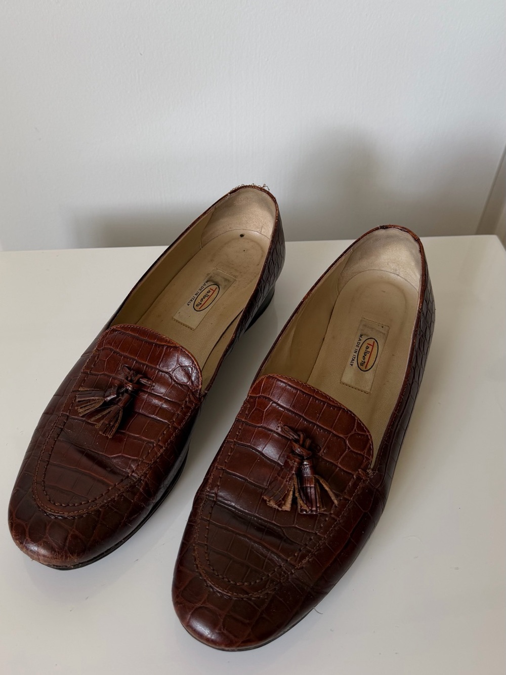 Vintage Talbots Brown Croc Embossed Leather Tassel Loafers Made in Italy